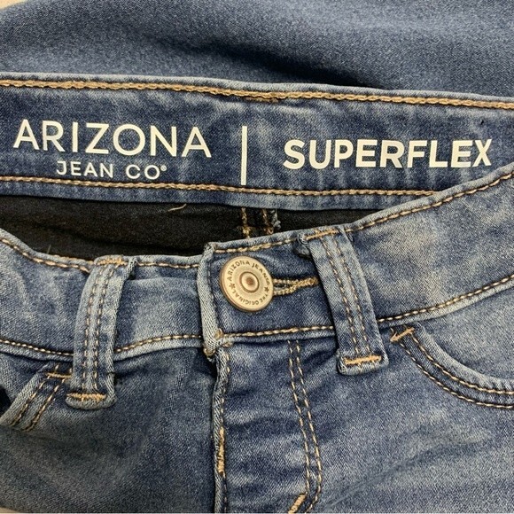 Distressed Patched Superflex Jean Girl 5 Blue Denim Medium Wash Adjustable Waist - Picture 4 of 6